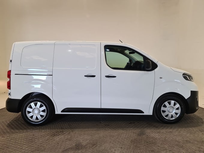 2025 Toyota Proace