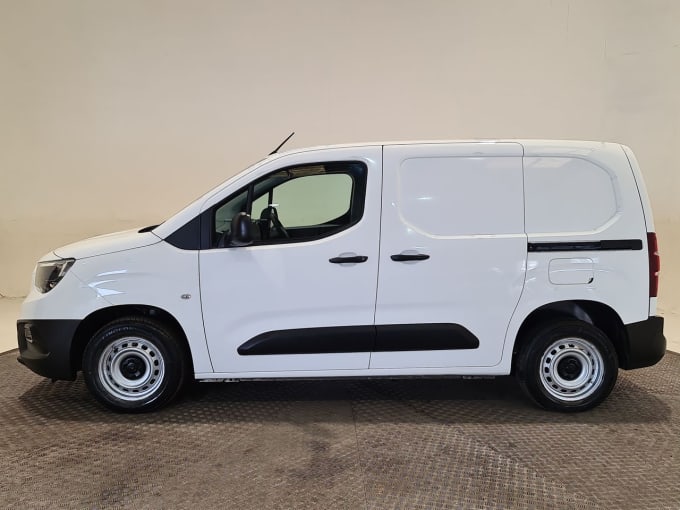 2025 Vauxhall Combo