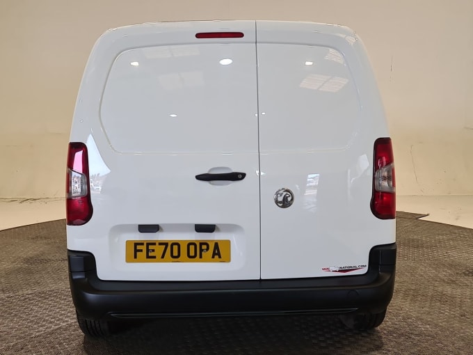 2025 Vauxhall Combo