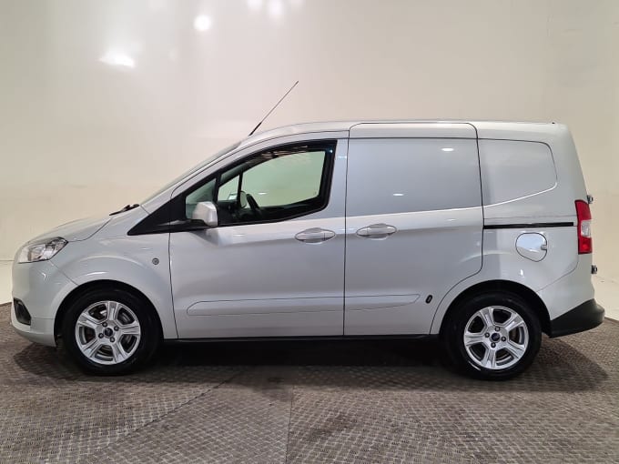 2025 Ford Transit Courier