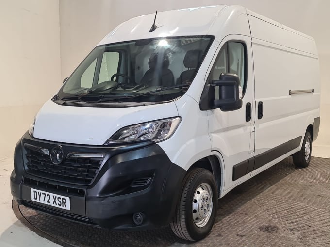 2025 Vauxhall Movano