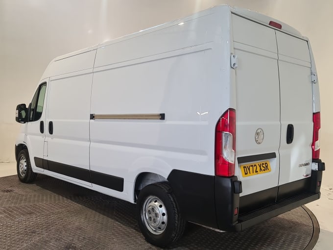 2025 Vauxhall Movano