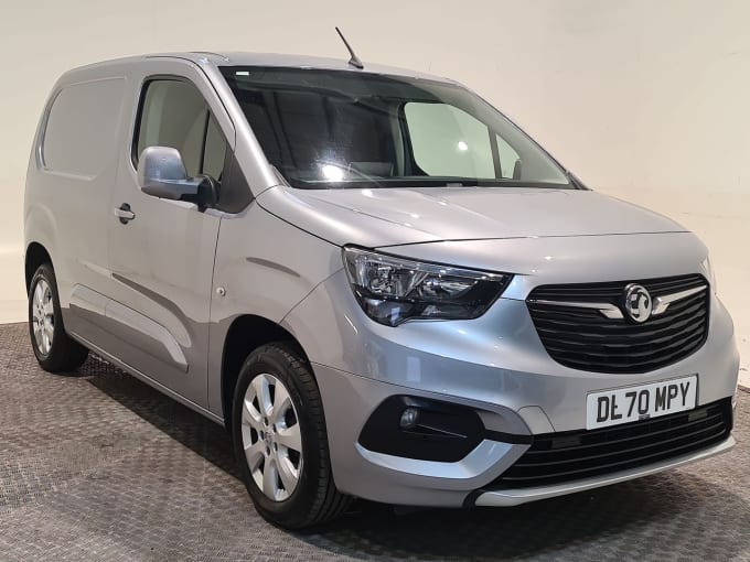 2025 Vauxhall Combo