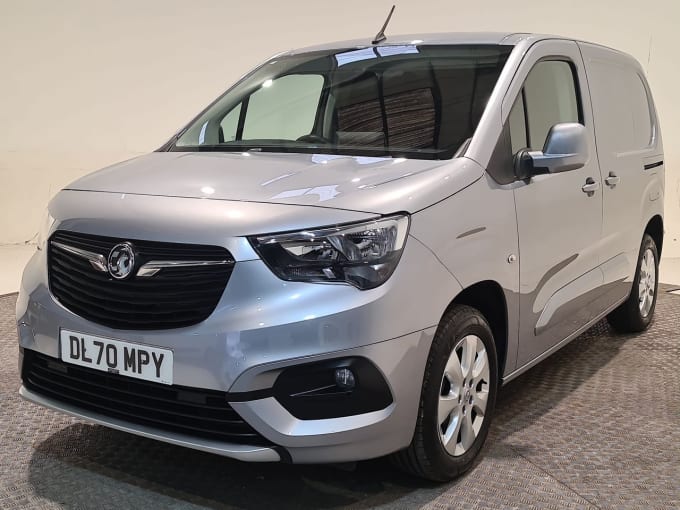 2025 Vauxhall Combo