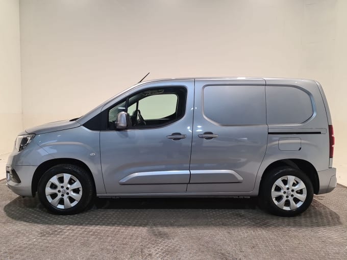 2025 Vauxhall Combo