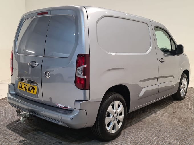 2025 Vauxhall Combo