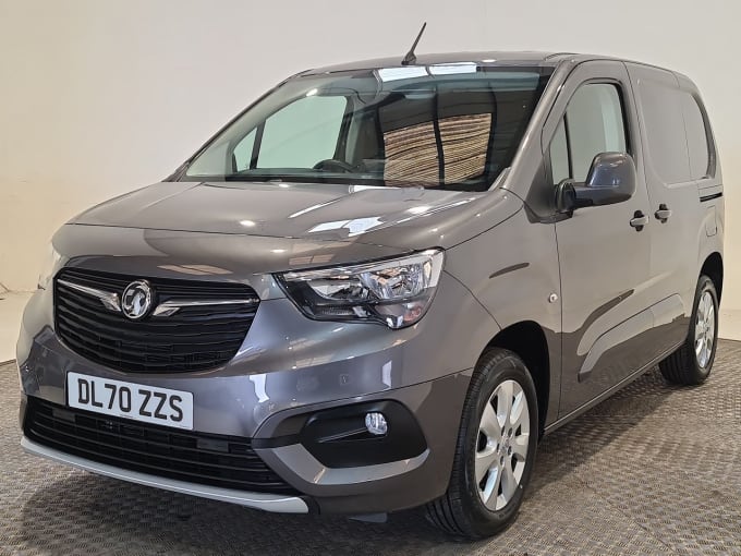 2025 Vauxhall Combo