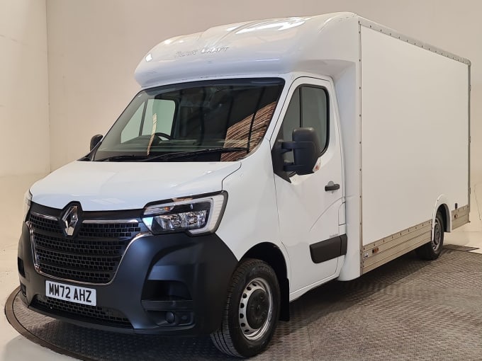 2025 Renault Master