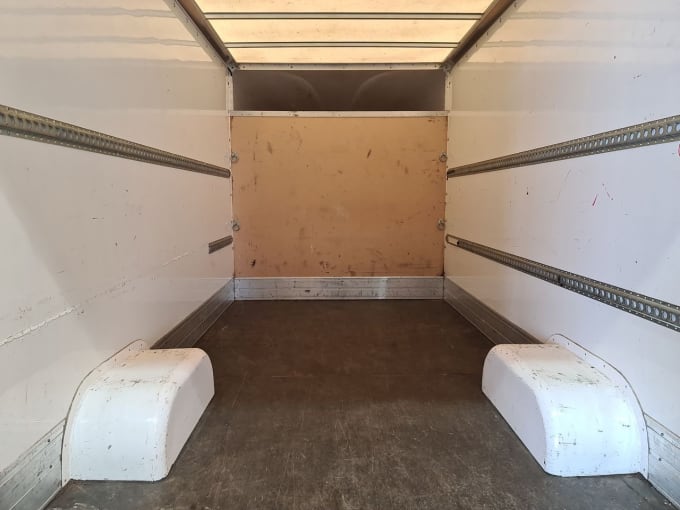 2025 Renault Master