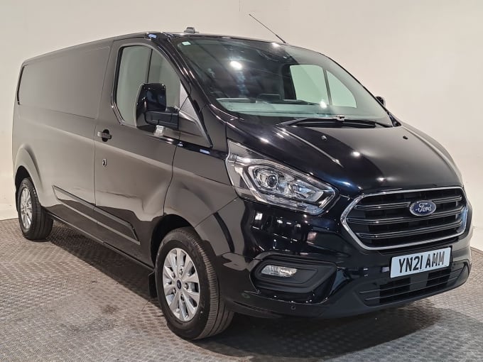 2025 Ford Transit Custom