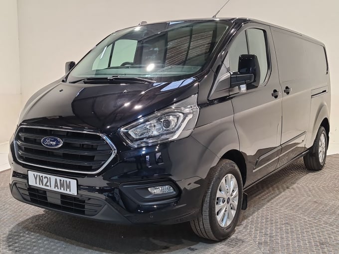 2025 Ford Transit Custom