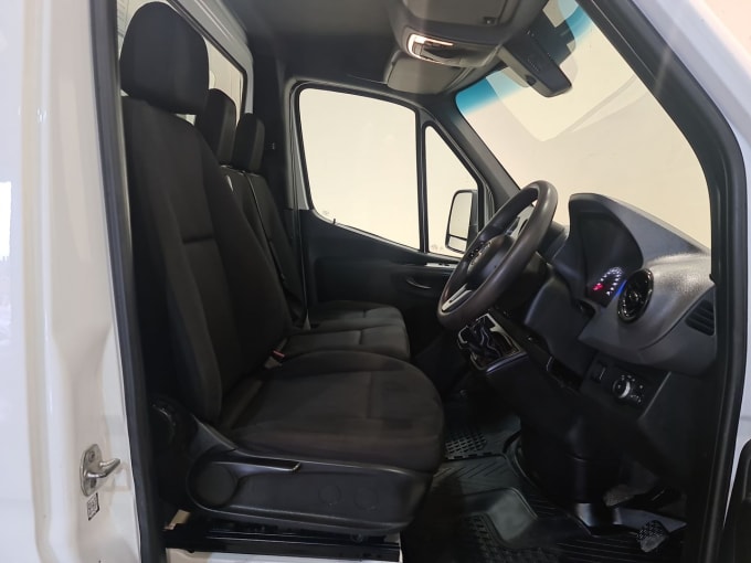 2025 Mercedes-benz Sprinter