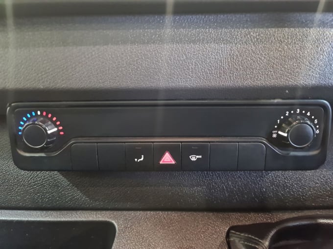 2025 Mercedes-benz Sprinter