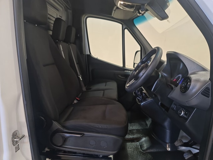 2025 Mercedes-benz Sprinter