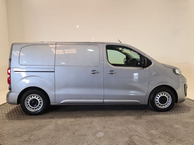 2025 Peugeot Expert