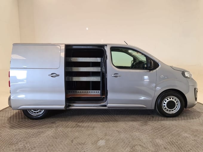 2025 Peugeot Expert