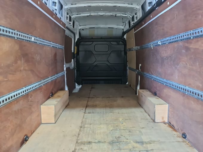 2025 Ford Transit