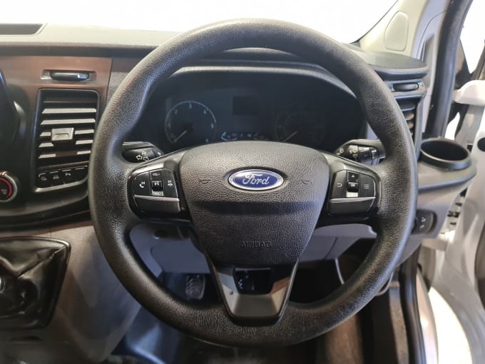 2025 Ford Transit Custom