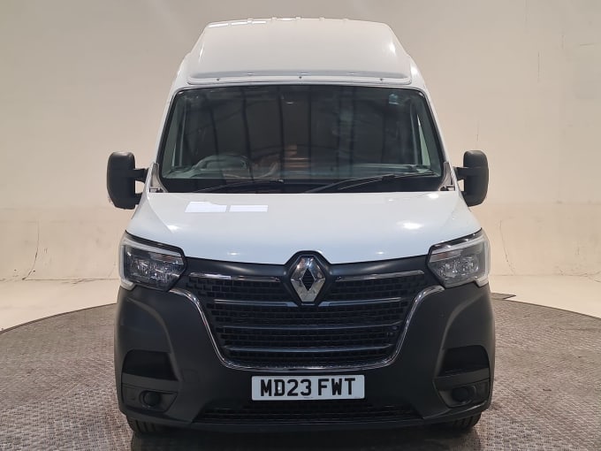 2025 Renault Master