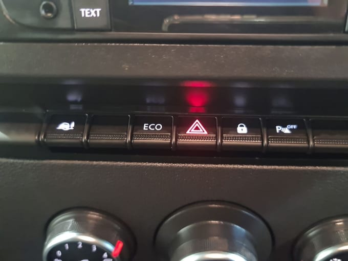 2025 Renault Master