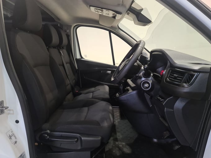 2025 Renault Trafic