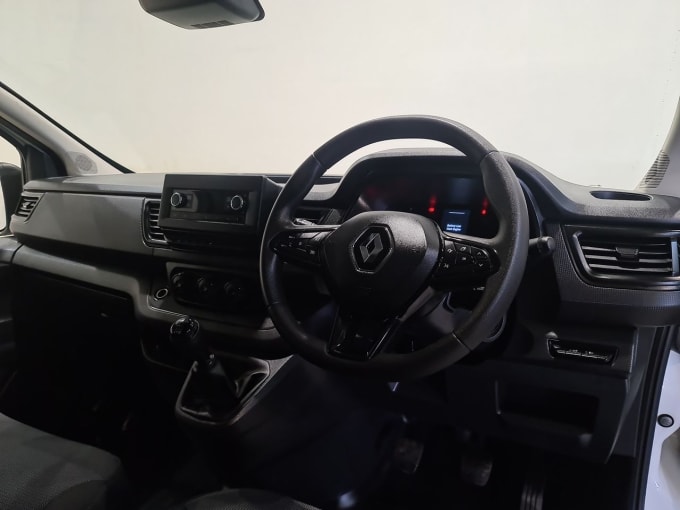 2025 Renault Trafic