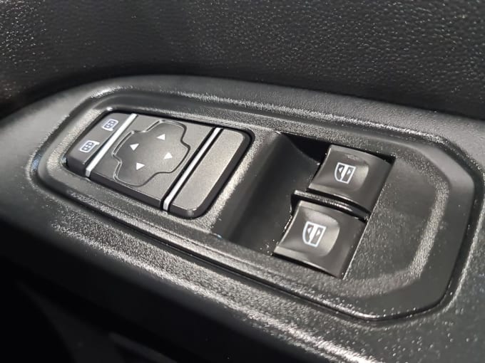 2025 Renault Trafic