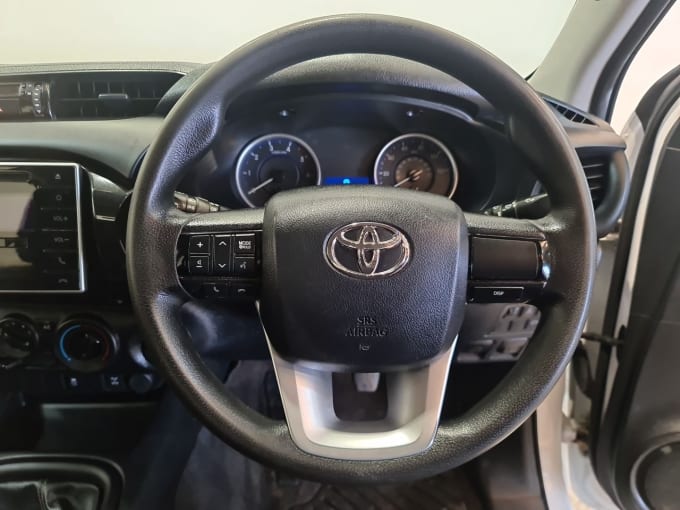 2025 Toyota Hi-lux