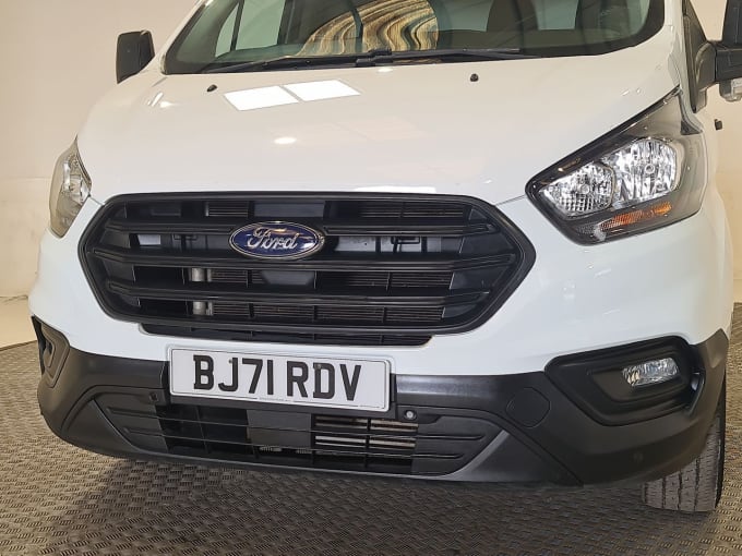 2025 Ford Transit Custom