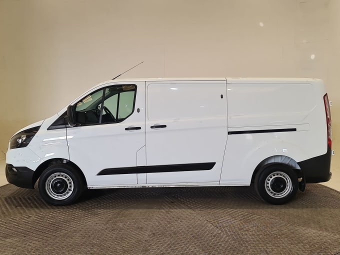 2025 Ford Transit Custom