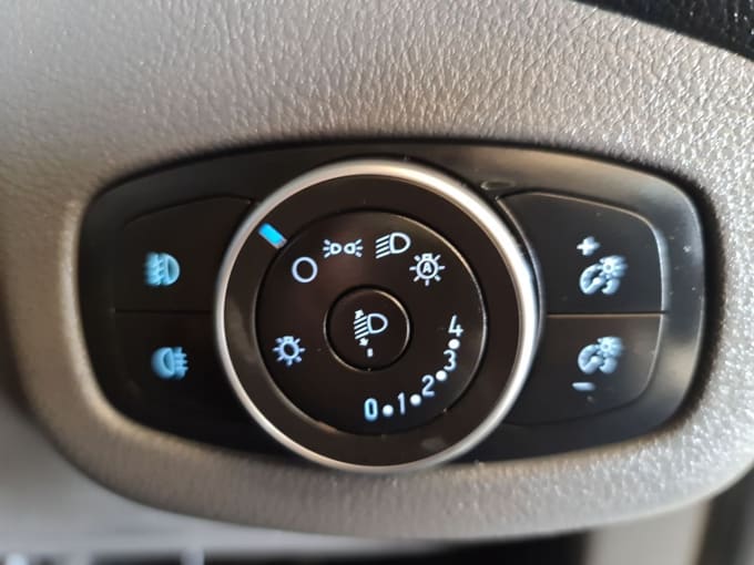 2025 Ford Transit Connect