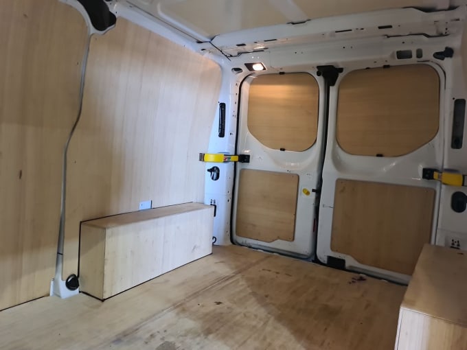 2025 Ford Transit Custom