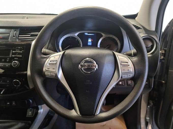 2025 Nissan Navara