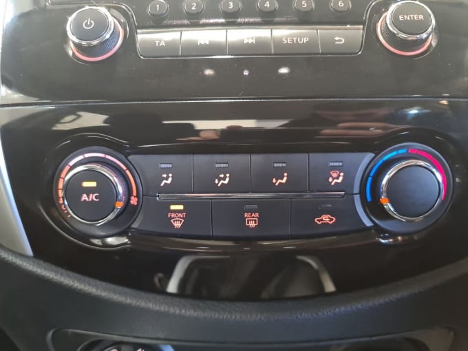 2025 Nissan Navara