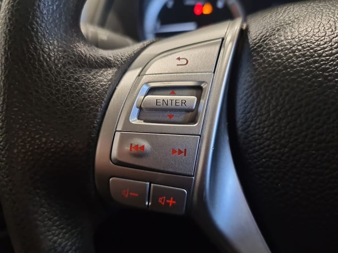2025 Nissan Navara