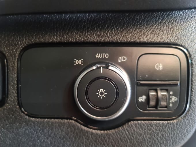 2025 Mercedes-benz Sprinter