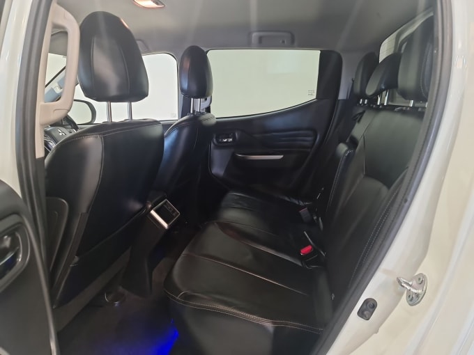 2025 Mitsubishi L200