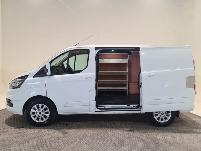 2025 Ford Transit Custom