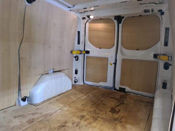 2025 Ford Transit Custom