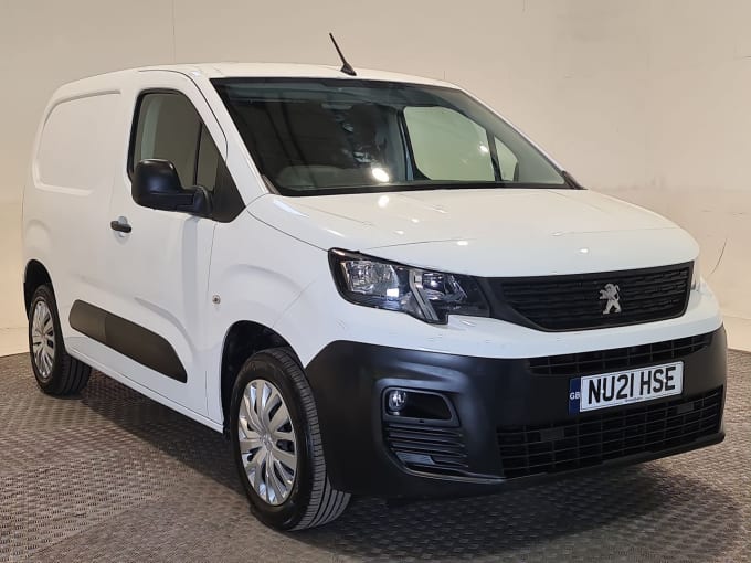 2025 Peugeot Partner