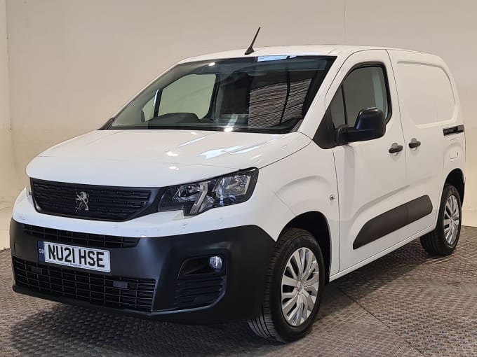 2025 Peugeot Partner