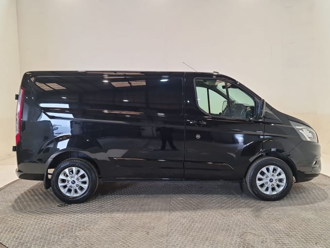 2025 Ford Transit Custom