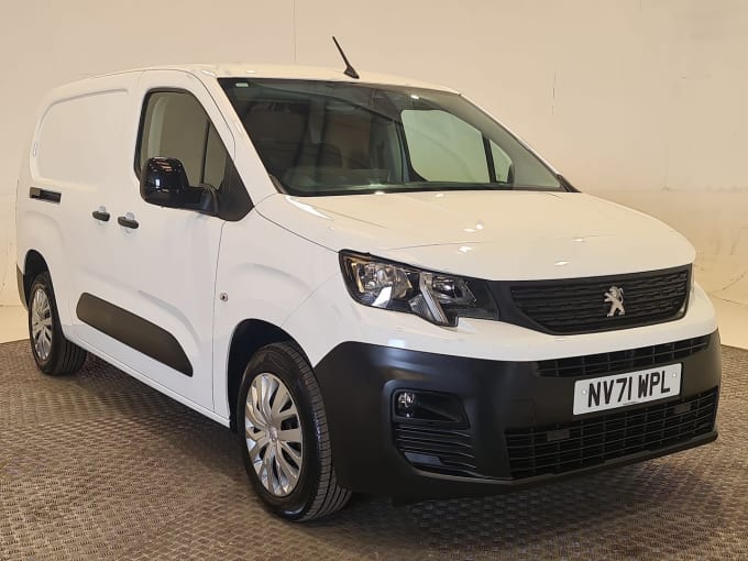 2025 Peugeot Partner