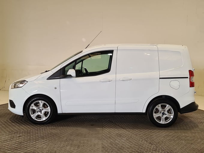 2025 Ford Transit Courier