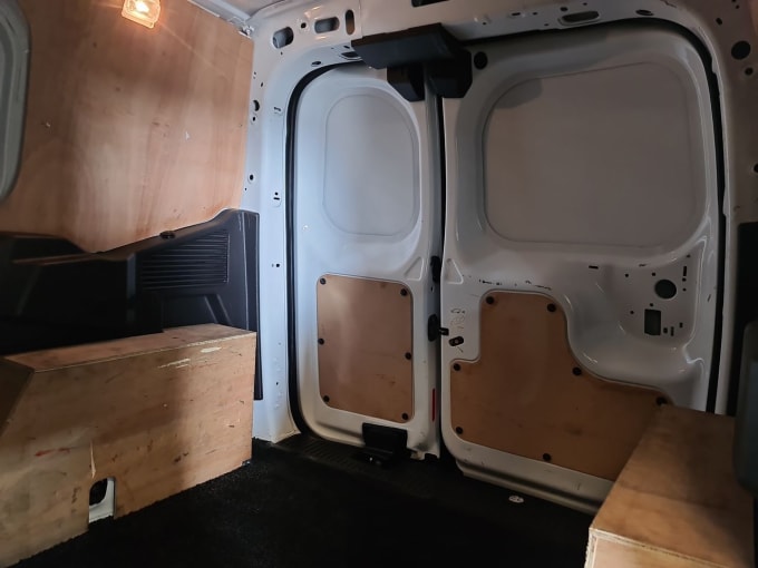 2025 Ford Transit Courier