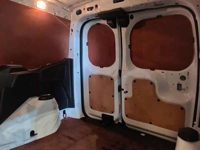 2025 Ford Transit Courier