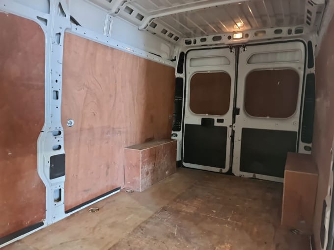 2025 Vauxhall Movano