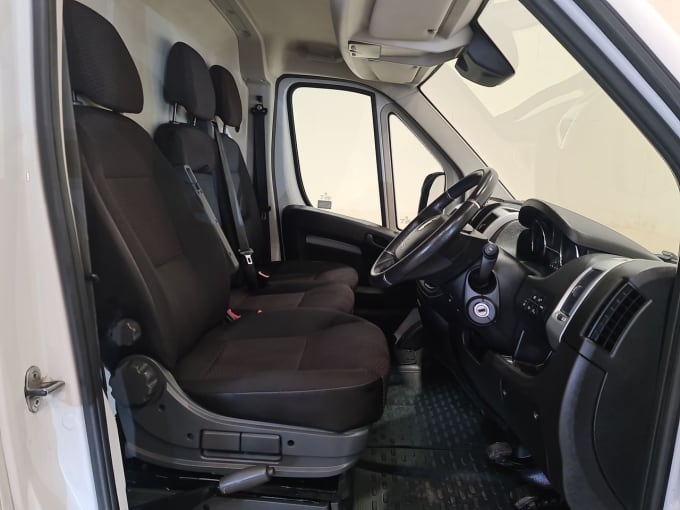 2025 Vauxhall Movano