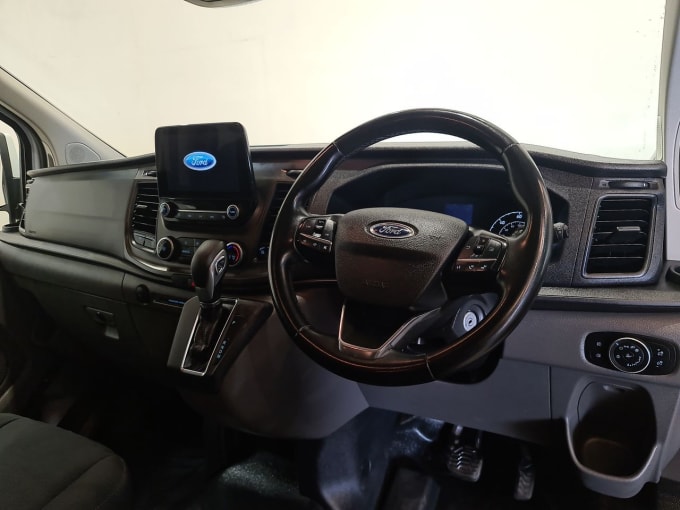 2025 Ford Transit Custom