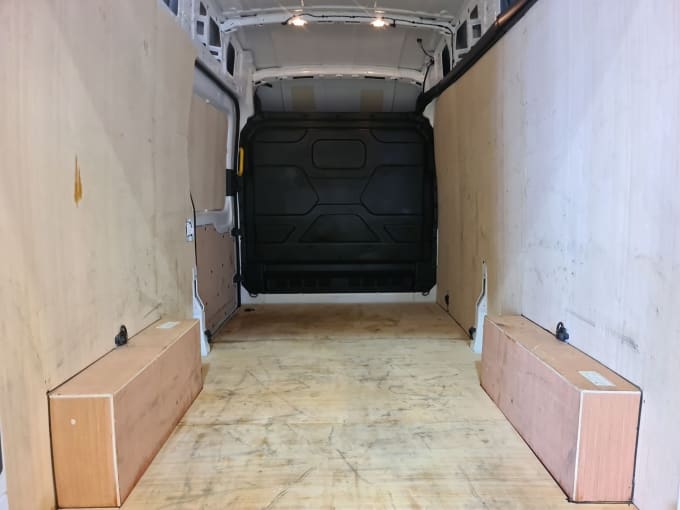 2025 Ford Transit